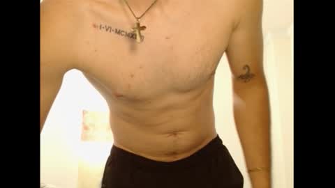 thiago_deseo69 online show from February 10, 2026, 2:32 pm