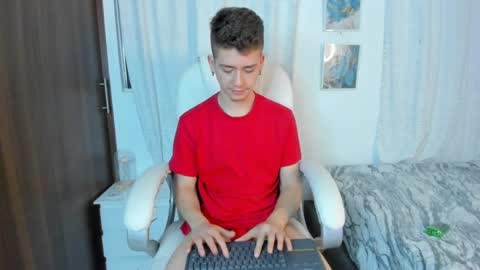 Manuel online show from September 24, 2025, 1:42 am