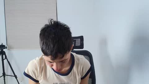 Snapshot of thiago_n_sam chatting on October 3, 2025, 7:05 am thiago_n_sam online show from October 3, 2025, 7:05 am