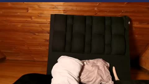 Snapshot of thiago_n_sam chatting on October 15, 2025, 6:46 am thiago_n_sam online show from October 15, 2025, 6:46 am