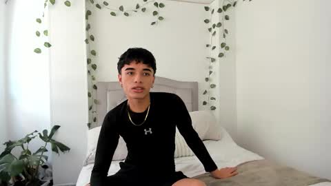 Snapshot of thiago_n_sam chatting on January 17, 2026, 7:50 pm thiago_n_sam online show from January 17, 2026, 7:50 pm