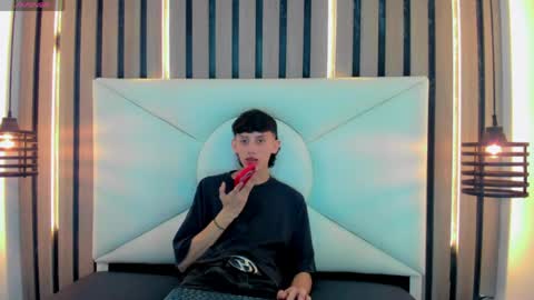 Snapshot of thiago_twink38 chatting on April 23, 2026, 4:46 am thiago_twink38 online show from April 23, 2026, 4:46 am