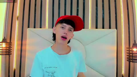Snapshot of thiago_twink38 chatting on April 24, 2026, 8:28 am thiago_twink38 online show from April 24, 2026, 8:28 am