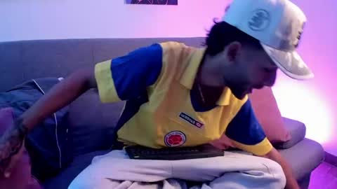 Snapshot of thiagoferreti_ chatting on July 4, 2026, 4:07 am ThiagoFerreti online show from July 4, 2026, 4:07 am