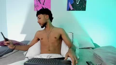 Snapshot of thiagoferreti_ chatting on August 9, 2026, 5:01 am ThiagoFerreti online show from August 9, 2026, 5:01 am