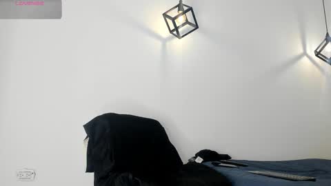 Thiago Instagram   online show from September 13, 2025, 5:29 am