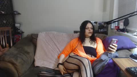 ThiccFemme online show from May 5, 2026, 4:20 am
