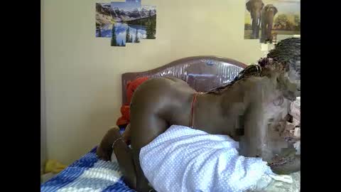 Snapshot of thickassvillageebony chatting on October 7, 2025, 4:53 am thickassvillageebony online show from October 7, 2025, 4:53 am