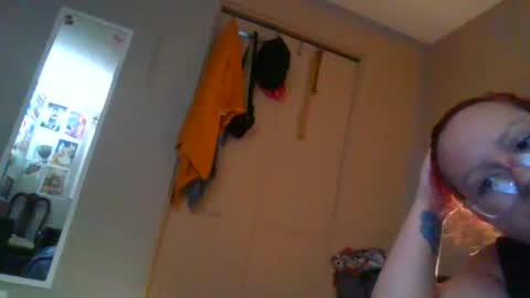 thickbabe online show from September 16, 2025, 2:23 am
