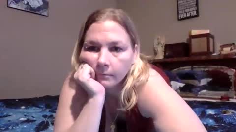 Snapshot of thickblonde_92 chatting on May 11, 2026, 2:23 pm thickblonde_92 online show from May 11, 2026, 2:23 pm