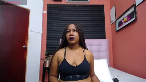 Snapshot of thickeebonyy chatting on February 28, 2025, 7:56 pm thickeebonyy online show from February 28, 2025, 7:56 pm