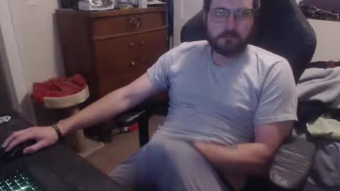 thickgarrett online show from November 14, 2025, 7:40 am