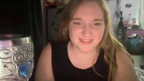 Ariel online show from December 9, 2024, 6:25 pm