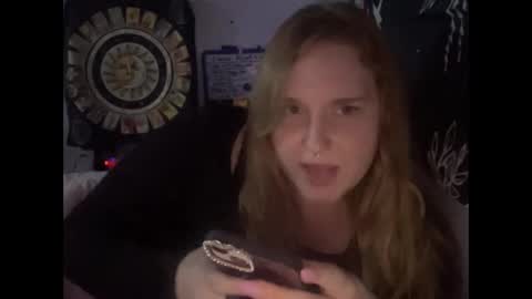 Ariel online show from January 19, 2025, 2:25 am