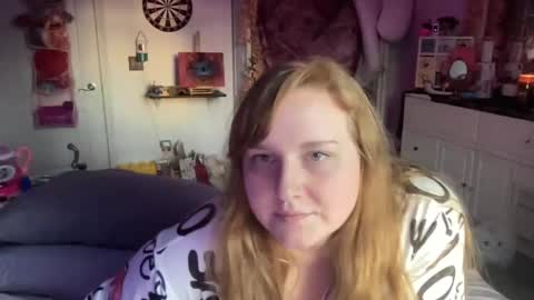Ariel online show from March 10, 2025, 11:06 pm
