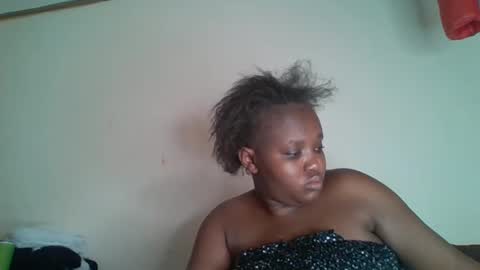 Snapshot of thickianababe chatting on January 6, 2025, 12:59 am thickianababe online show from January 6, 2025, 12:59 am