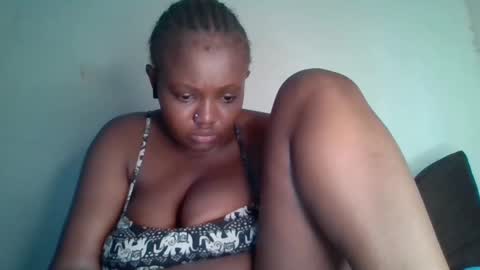Snapshot of thickianababe chatting on February 8, 2025, 8:20 am thickianababe online show from February 8, 2025, 8:20 am