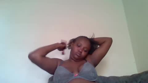 Snapshot of thickianababe chatting on February 22, 2025, 9:34 am thickianababe online show from February 22, 2025, 9:34 am