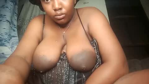 Snapshot of thickianababe chatting on January 13, 2026, 12:49 am thickianababe online show from January 13, 2026, 12:49 am