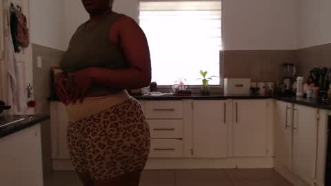 thickjes online show from February 11, 2025, 11:32 am