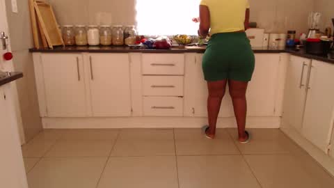 thickjes online show from September 11, 2025, 11:10 am
