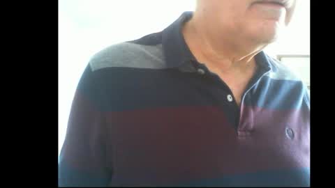 Snapshot of thickmelnik chatting on September 12, 2025, 2:33 am James online show from September 12, 2025, 2:33 am