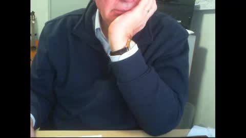 Snapshot of thickmelnik chatting on September 23, 2025, 1:47 pm James online show from September 23, 2025, 1:47 pm