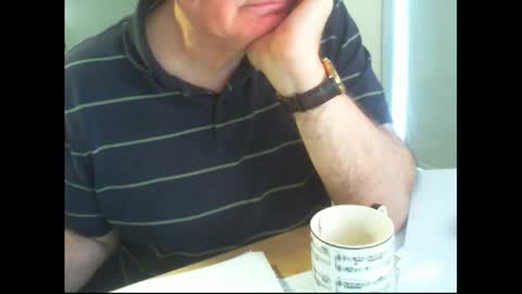 Snapshot of thickmelnik chatting on October 17, 2025, 4:04 am James online show from October 17, 2025, 4:04 am