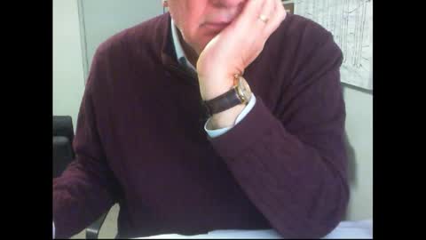 Snapshot of thickmelnik chatting on October 26, 2025, 1:17 pm James online show from October 26, 2025, 1:17 pm