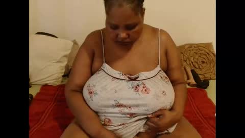 Snapshot of thicksexymellons chatting on September 29, 2025, 9:47 am Pat online show from September 29, 2025, 9:47 am