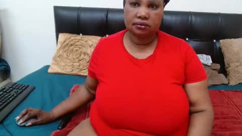Snapshot of thicksexymellons chatting on April 10, 2026, 11:15 am Pat online show from April 10, 2026, 11:15 am