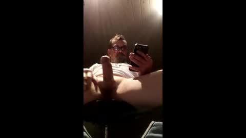 thickwhiteboydick online show from April 17, 2026, 9:23 am