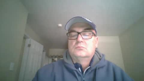thickwhiteload online show from December 6, 2024, 7:01 pm