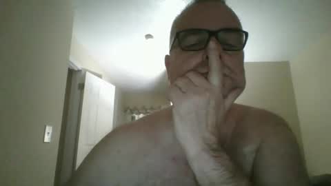 thickwhiteload online show from January 6, 2025, 3:40 pm