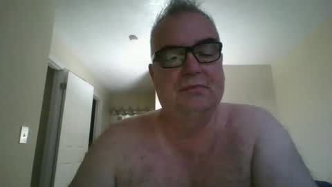 Snapshot of thickwhiteload chatting on September 21, 2025, 12:40 pm thickwhiteload online show from September 21, 2025, 12:40 pm