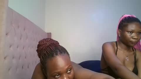 Snapshot of thicky_rue chatting on March 15, 2026, 2:17 am Rue online show from March 15, 2026, 2:17 am