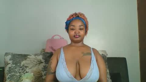 thicque online show from September 8, 2025, 7:13 pm