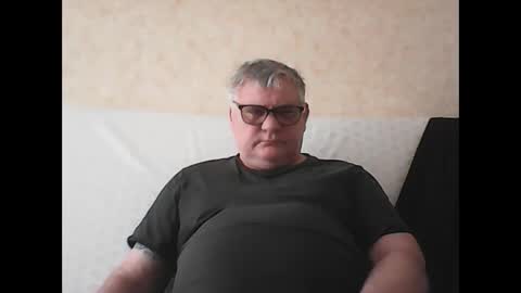 Thierrysymp online show from December 23, 2024, 10:42 am