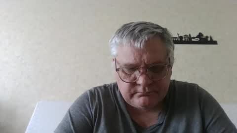 Thierrysymp online show from April 2, 2026, 4:15 pm