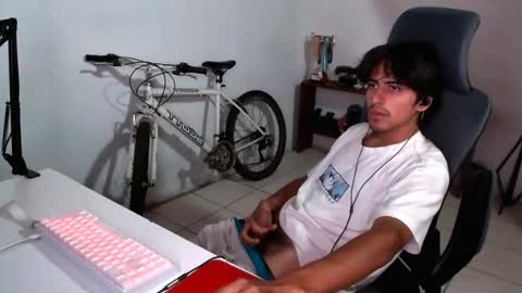 Snapshot of thieves_us chatting on September 15, 2025, 9:59 pm thieves_us online show from September 15, 2025, 9:59 pm