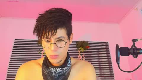 Thiago Saenzz online show from May 30, 2026, 5:21 pm