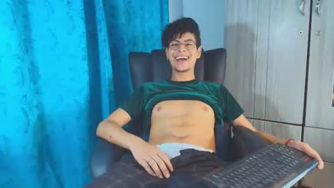 Thiago Saenzz online show from July 18, 2026, 11:08 pm