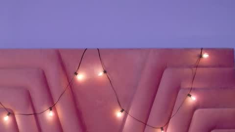 Eva  online show from February 8, 2026, 1:14 pm