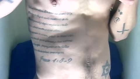 Snapshot of thomas2wood chatting on June 21, 2026, 12:46 am Thomas2Wood online show from June 21, 2026, 12:46 am