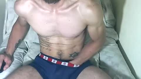 Snapshot of thomas2wood chatting on July 9, 2026, 5:00 am Thomas2Wood online show from July 9, 2026, 5:00 am