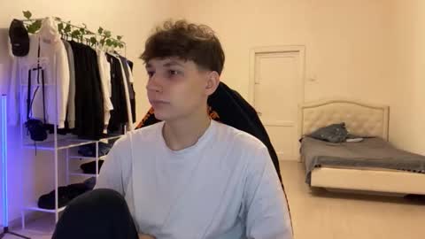 Snapshot of thomas617826 chatting on November 29, 2025, 8:23 pm Thomas Hill online show from November 29, 2025, 8:23 pm