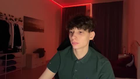 Snapshot of thomas617826 chatting on March 16, 2026, 8:57 pm Thomas Hill online show from March 16, 2026, 8:57 pm