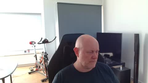 Snapshot of thomas806035 chatting on June 20, 2026, 6:22 pm thomas806035 online show from June 20, 2026, 6:22 pm