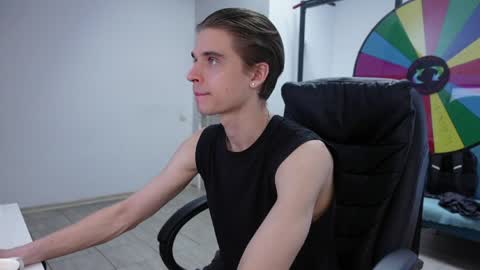 THOMAS BRONS online show from June 2, 2026, 5:15 pm