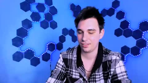 thomas_crow online show from May 12, 2026, 7:00 pm